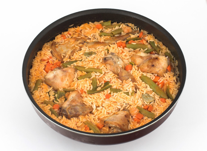 Conejo con Arroz y Verduras