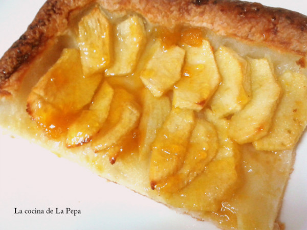 Tarta de hojaldre de manzana