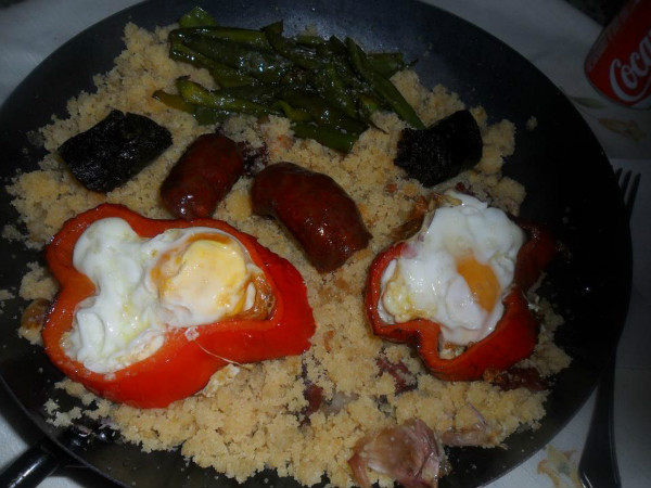 MIGAS DE SÉMOLA Y HUEVOS