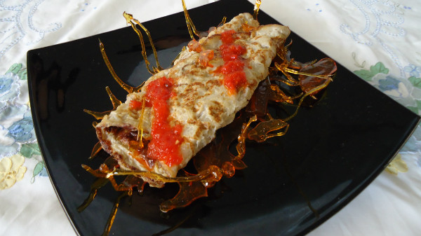 TORTILLA DE PERAS EN CESTA DE CARAMELO