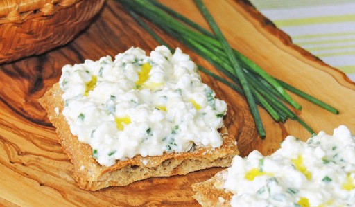 Queso cottage aliñao