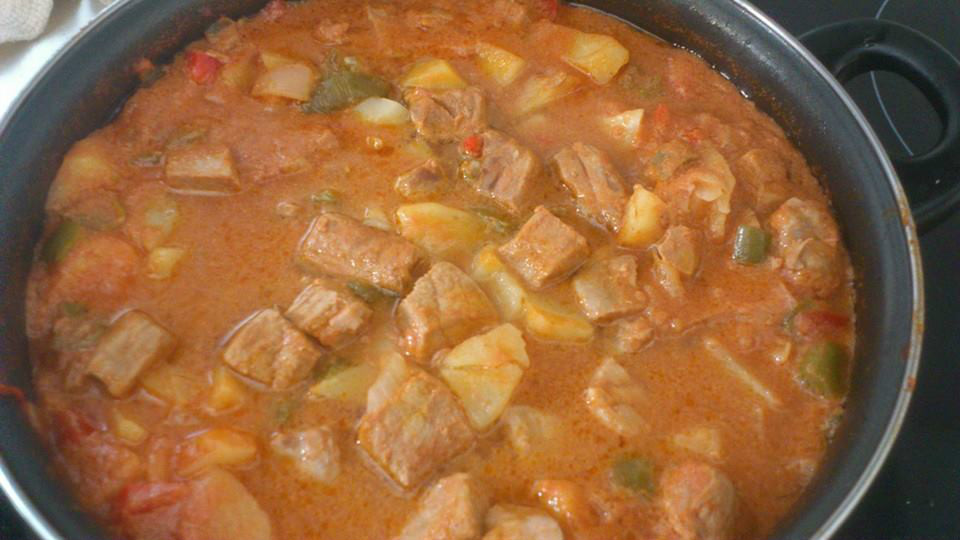 GUISO DE ATUN FRESCO