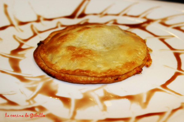 Empanadillas redondas de verduras al horno